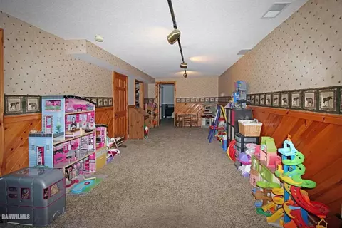 2114 Cimarron Dr, Freeport, IL 61032 photo 21