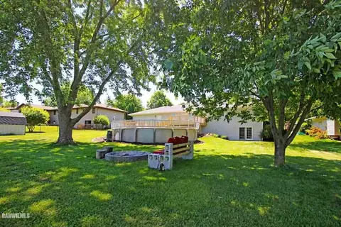 2114 Cimarron Dr, Freeport, IL 61032 photo 25