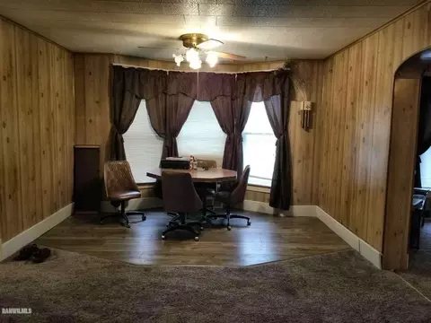 124 Wilson, Chadwick, IL 61014 photo 3