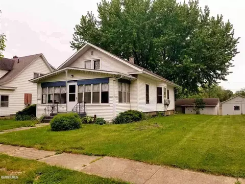124 Wilson, Chadwick, IL 61014 photo 1