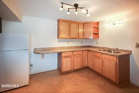 2001 W Laurel St, Freeport, IL 61032 photo 17