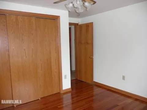 2433 Sunset Dr, Freeport, IL 61032 photo 15
