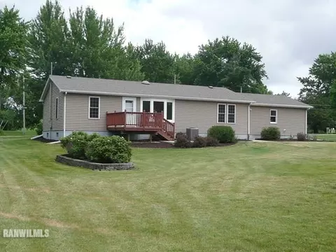 2433 Sunset Dr, Freeport, IL 61032 photo 21