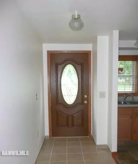 2433 Sunset Dr, Freeport, IL 61032 photo 3