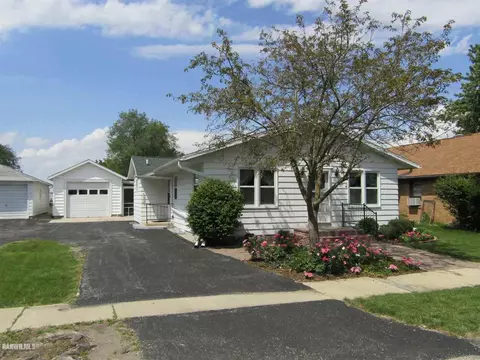 121 W Dame Ave, Lanark, IL 61046 photo 1