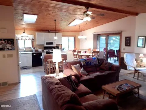 4-27 28 Grandview Dr, Lanark, IL 61046 photo 9