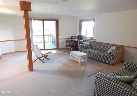 4-27 28 Grandview Dr, Lanark, IL 61046 photo 16