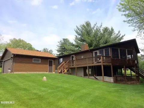 4-27 28 Grandview Dr, Lanark, IL 61046 photo 1
