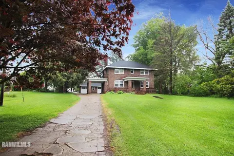 515 E Jefferson St, Freeport, IL 61032 photo 1