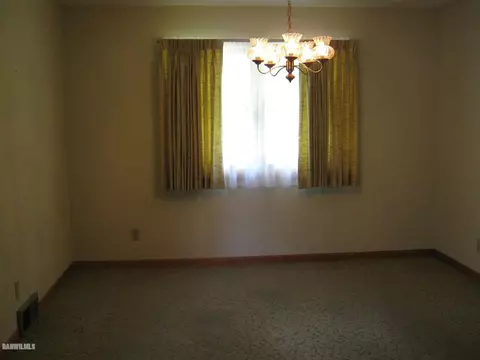 416 Freeman, Warren, IL 61087 photo 4
