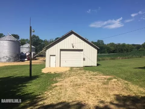 9422 Adeline Rd, Leaf River, IL 61047 photo 6