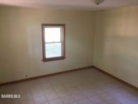 9422 Adeline Rd, Leaf River, IL 61047 photo 7