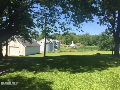 9422 Adeline Rd, Leaf River, IL 61047 photo 4