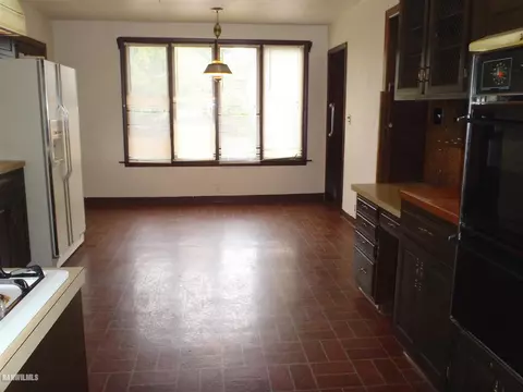 1404 S Oak Ave, Freeport, IL 61032 photo 15