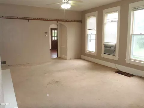 1404 S Oak Ave, Freeport, IL 61032 photo 13