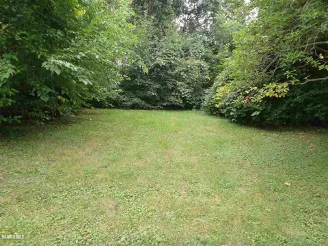 1404 S Oak Ave, Freeport, IL 61032 photo 22