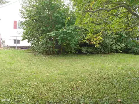 1404 S Oak Ave, Freeport, IL 61032 photo 21