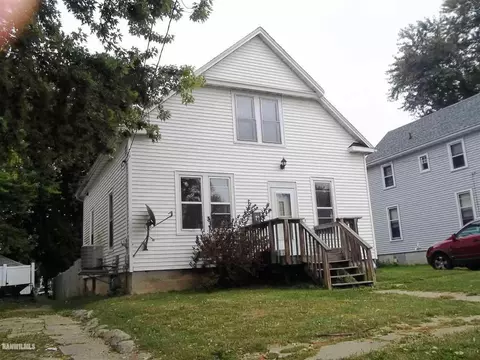815 S 14th Ave, Freeport, IL 61032 photo 1