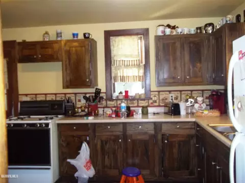815 S 14th Ave, Freeport, IL 61032 photo 8