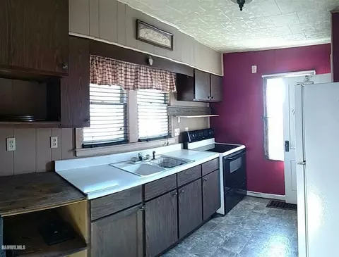728 E Locust St, Lanark, IL 61046 photo 6