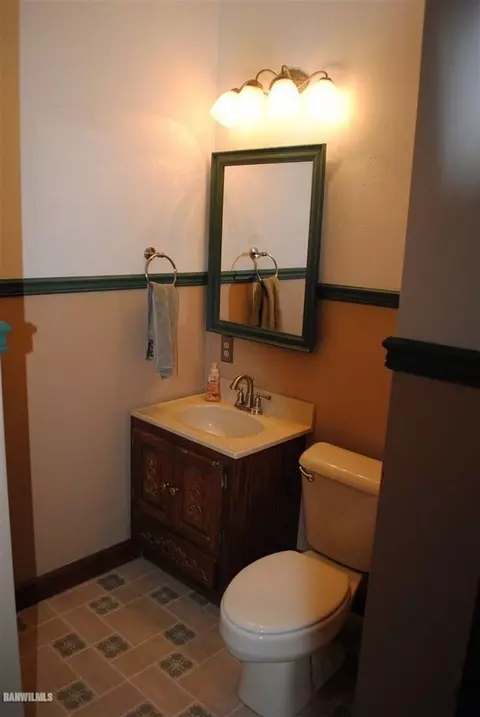 208 E Ridge St, Mount Carroll, IL 61053 photo 7