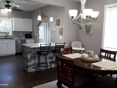 3342 S Pecatonica Rd, Pecatonica, IL 61063 photo 3