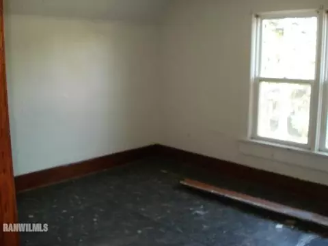 521 Empire St, Freeport, IL 61032 photo 15
