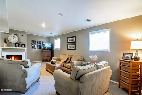 730 Brad Mar Dr, Freeport, IL 61032 photo 17