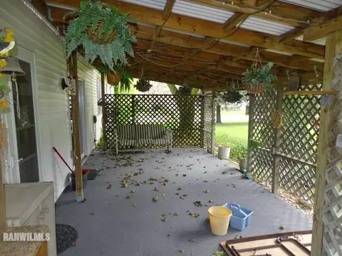 217 E Arch, Shannon, IL 61078 photo 15
