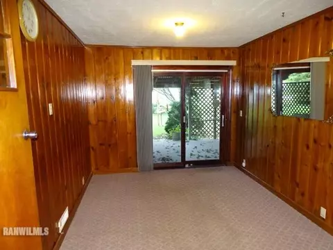 217 E Arch, Shannon, IL 61078 photo 11