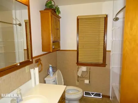 217 E Arch, Shannon, IL 61078 photo 10