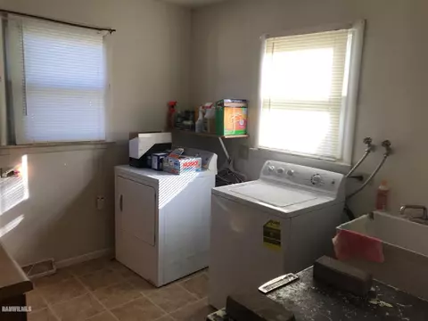 804 E Garden St, Freeport, IL 61032 photo 6