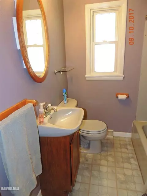 303 E North St, Durand, IL 61024 photo 8