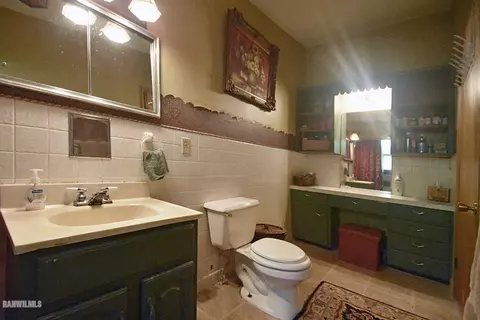 1797 S Demeter Dr, Freeport, IL 61032 photo 14