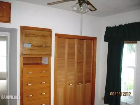 1237 E Shawnee St, Freeport, IL 61032 photo 14