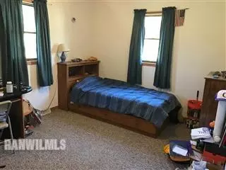 956 E Buckeye, Dakota, IL 61018 photo 7