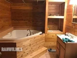 956 E Buckeye, Dakota, IL 61018 photo 5