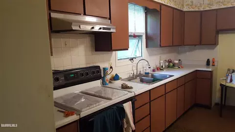 201 E Lincoln, Mount Carroll, IL 61053 photo 9