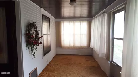 201 E Lincoln, Mount Carroll, IL 61053 photo 2