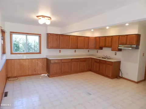 25440 Locust Rd, Lanark, IL 61046 photo 3