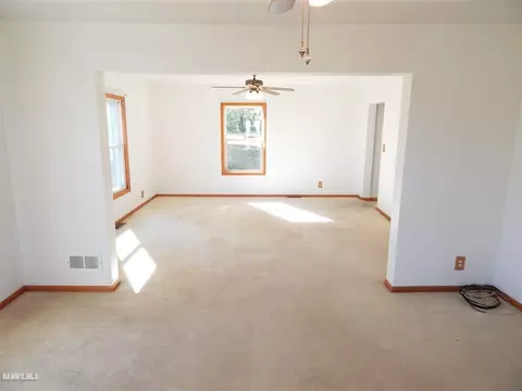 25440 Locust Rd, Lanark, IL 61046 photo 8