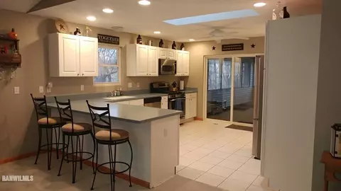 1087 Windborne Rd, Davis, IL 61019 photo 4