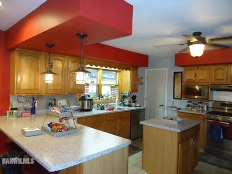 507 E Jefferson, Freeport, IL 61032 photo 4