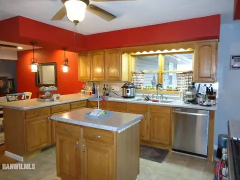 507 E Jefferson, Freeport, IL 61032 photo 5