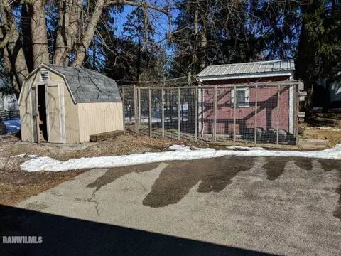 610 E Washington St, Mount Carroll, IL 61053 photo 25