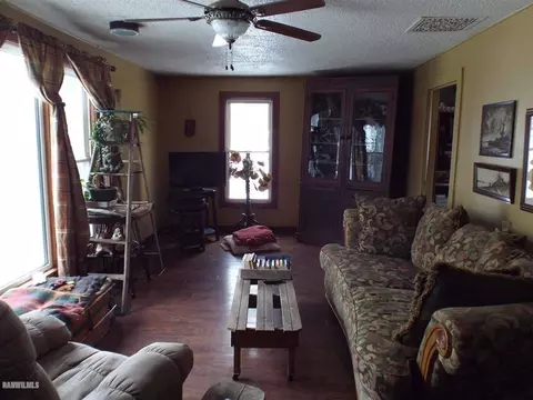 10443 E Loran Rd, Mount Carroll, IL 61053 photo 5