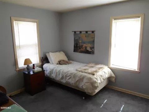 1453 S Demeter Dr, Freeport, IL 61032 photo 9