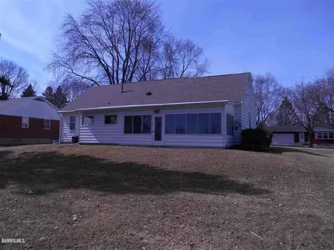 1453 S Demeter Dr, Freeport, IL 61032 photo 16