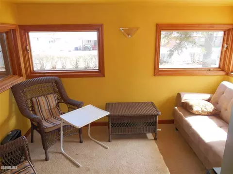 1453 S Demeter Dr, Freeport, IL 61032 photo 5