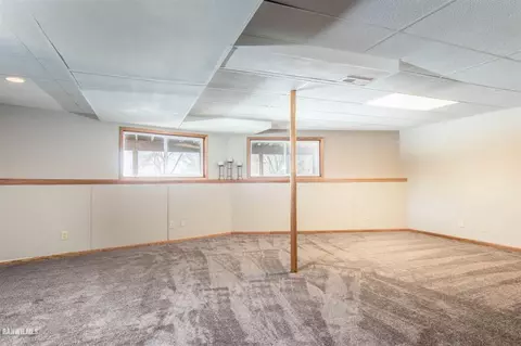 983 Winborne, Lake Summerset, IL 61019 photo 8